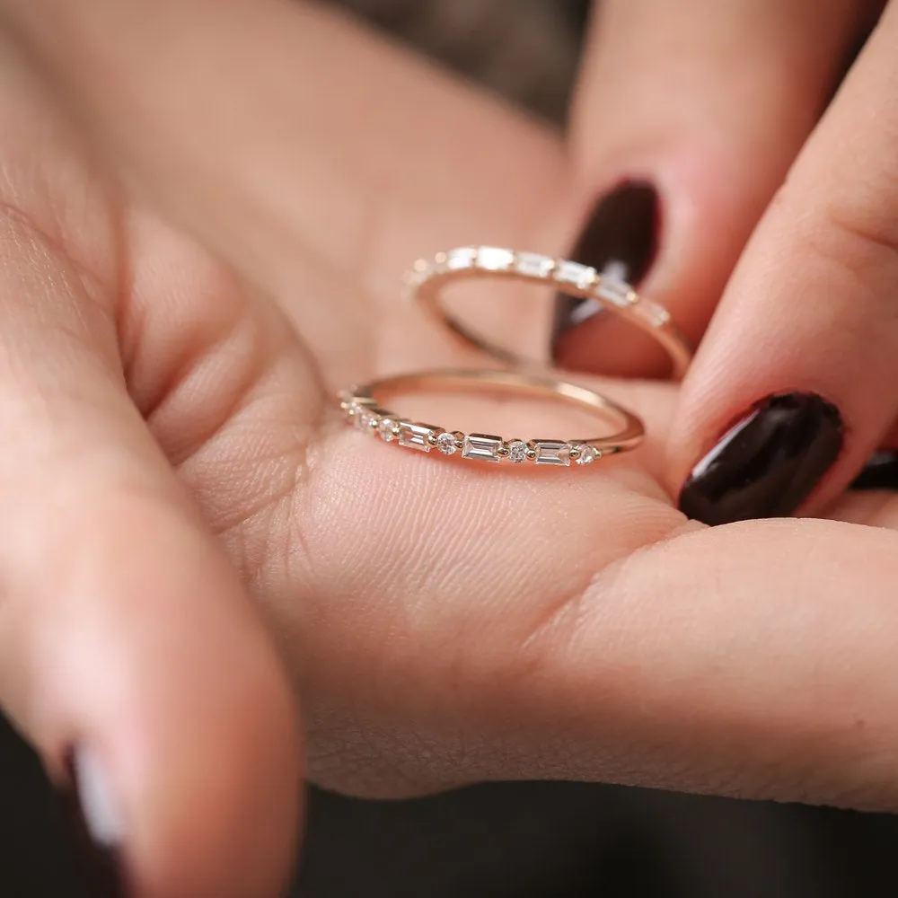 14K Baguette and Round Diamond Ring