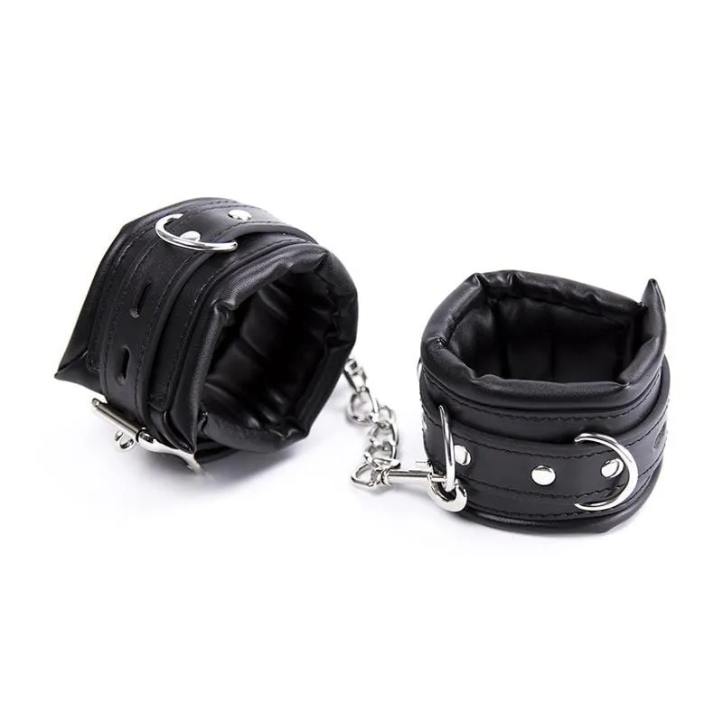 2476MQ      Padded Lined Locking Black Wrist Cuffs