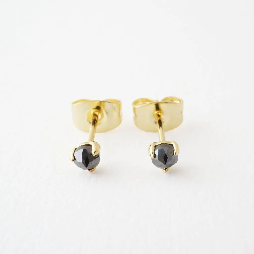 Iron Ore Point Solitaire Studs