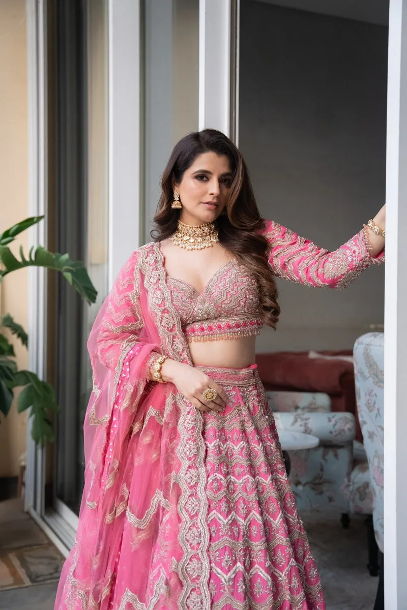 Natasha Luthra IN PINK RAW SILK LEHENGA SET